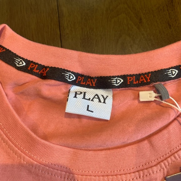 (CANADA POST SHIPPING)New Play Tshirt - Picture 3 of 3